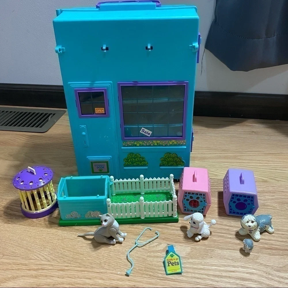 Vintage Littlest Pet Shop Storage Box Poodle Sheepdog Mommy & Baby Kenner Bundle